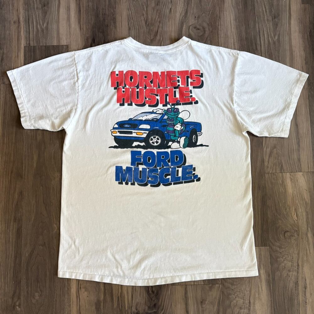 Vintage Charlotte Hornets Ford T-Shirt Men's Size XL White 1990s NBA